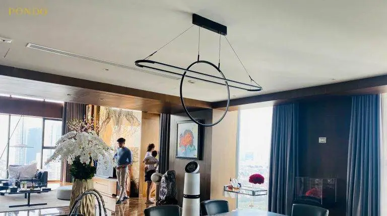 HONGKONG TOWER, HÀ NỘI | Đèn thả Lyrics